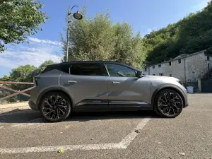 Renault Scenic E-Tech Electric [Car Var]